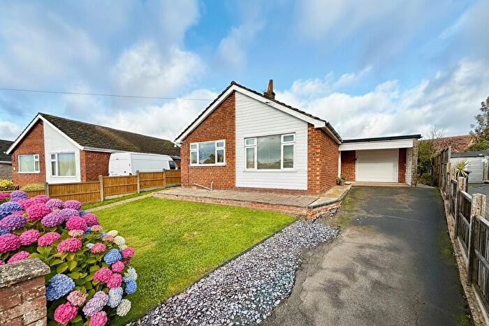 3 Bedroom Detached Bungalow For Sale In Overton Close, Navenby, LN5