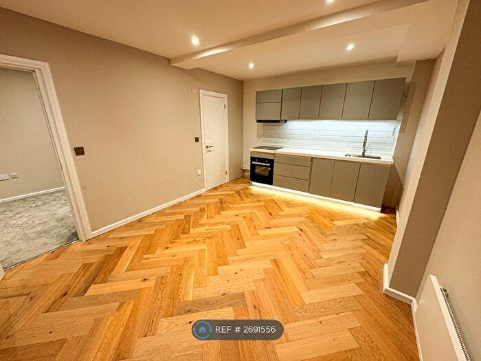 1 Bedroom Flat To Rent In Romney Place, Maidstone, ME15