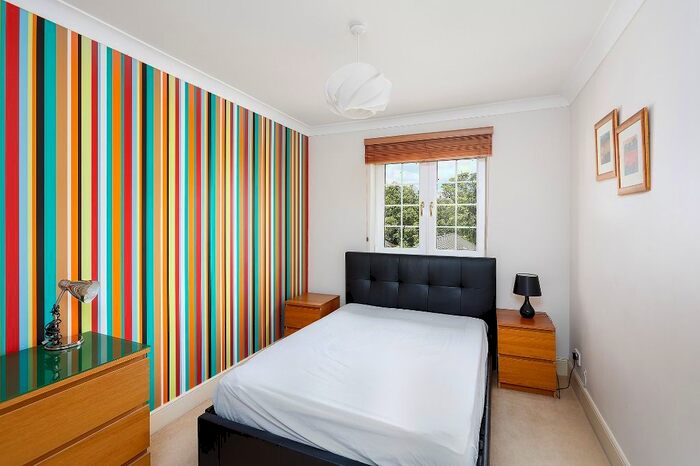 3 Bedroom Flat To Rent In Morham Gait, Greenbank, Edinburgh, EH10
