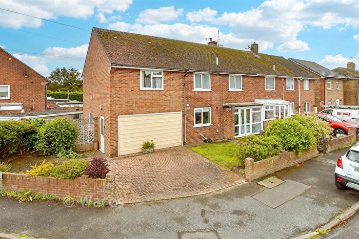 4 Bedroom Semi Detached House For Sale In Godwyn Road, Deal, Kent, CT14