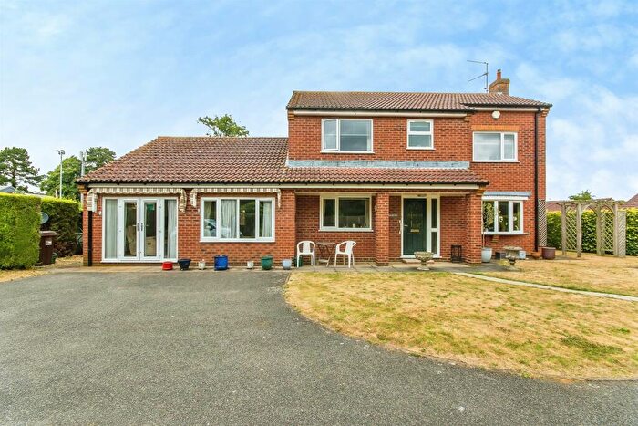 4 Bedroom Detached House For Sale In Mondemont Close, Holbeach, Spalding, PE12