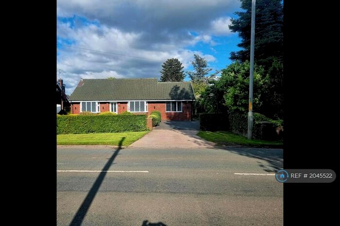 4 Bedroom Bungalow To Rent In Leyland Lane, Leyland, PR25