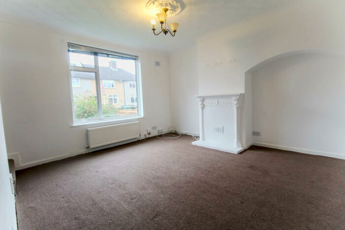 2 Bedroom End Of Terrace House To Rent In St. Georges Road, Dagenham, RM9
