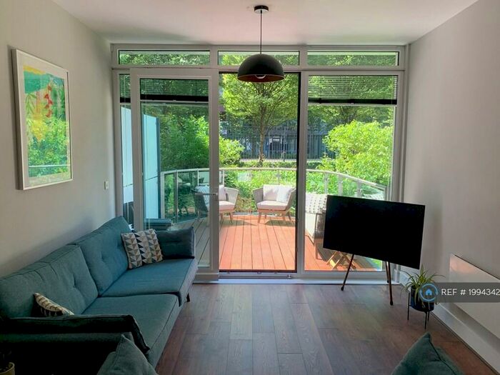 1 Bedroom Flat To Rent In Queenstown Road, London, SW11