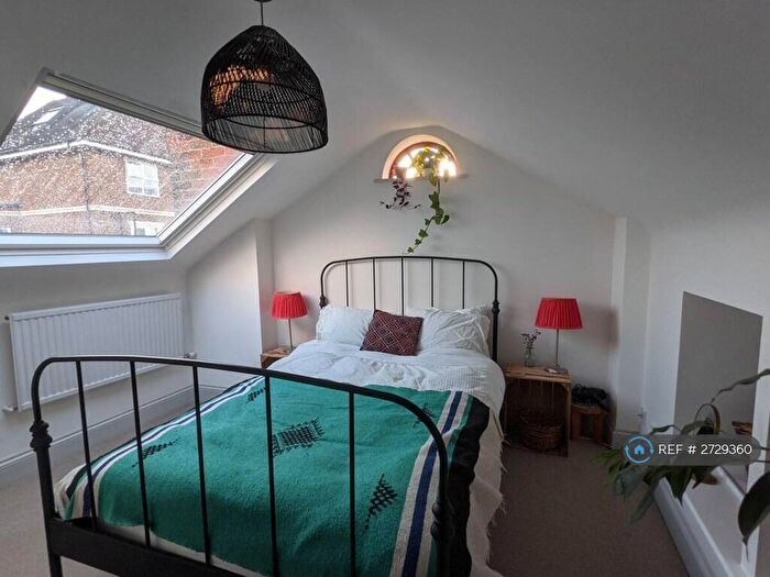 3 Bedroom Terraced House To Rent In Hyde Abbey Road, Winchester, SO23
