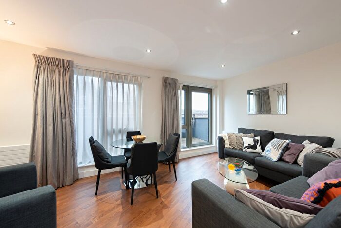1 Bedroom Flat To Rent In Lawn Road, London, NW3