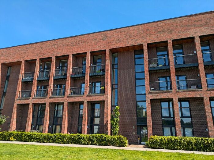 2 Bedroom Flat To Rent In South Portland Street, Laurieston, Glasgow, G5