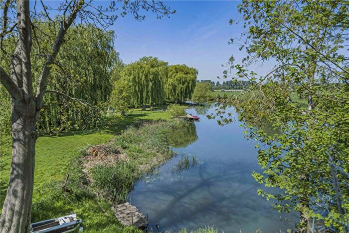 4 Bedroom Semi-Detached House For Sale In High Street, Long Wittenham, Abingdon, Oxfordshire, OX14