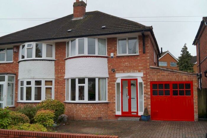 5 Bedroom House To Rent In Goss Croft, Birmingham, B29