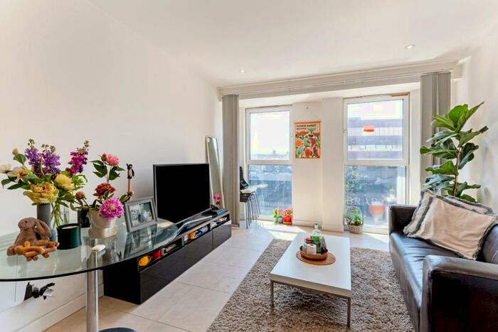 1 Bedroom Apartment To Rent In High Road London, N22