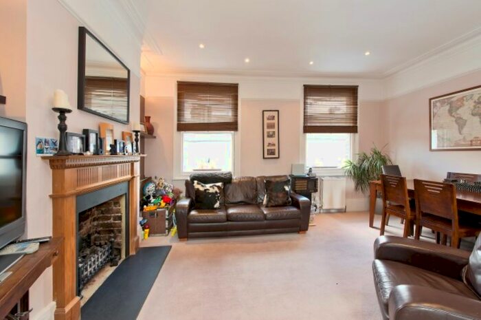 3 Bedroom Flat To Rent In Delorme Street, Hammersmith, London, W6