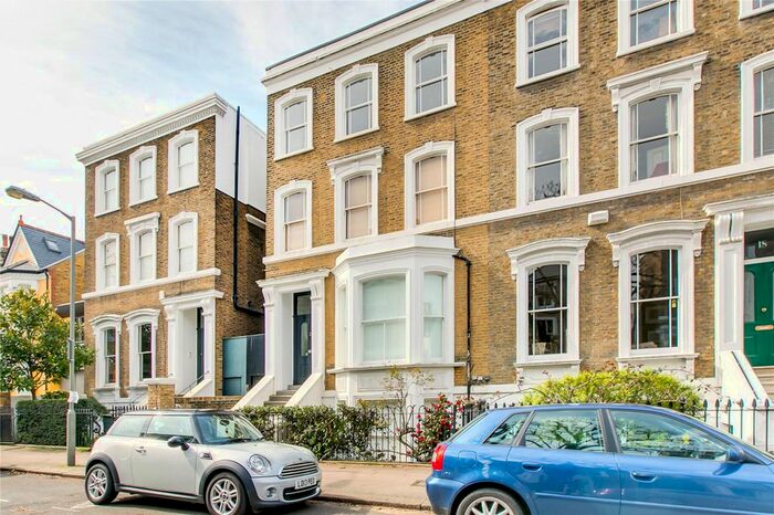 2 Bedroom Flat To Rent In Spencer Road, London, SW18