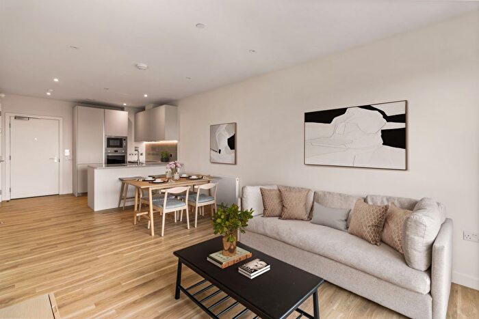1 Bedroom Flat To Rent In Greenford, UB6