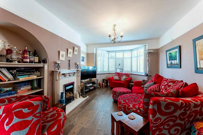 5 Bedroom Semi-detached House To Rent In Arundel Road, Kingston, Kingston Upon Thames, KT1