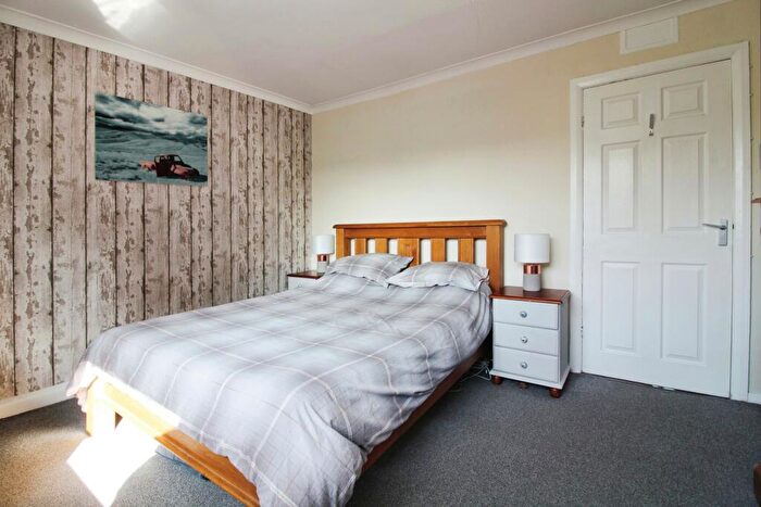 2 Bedroom Flat For Sale In Buckingham Road, Peterlee, SR8