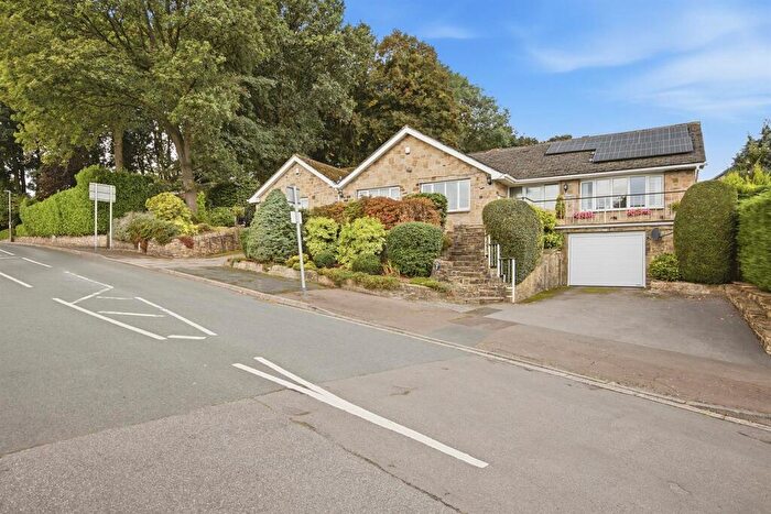4 Bedroom Detached Bungalow For Sale In Cowcliffe Hill Road, Huddersfield, HD2