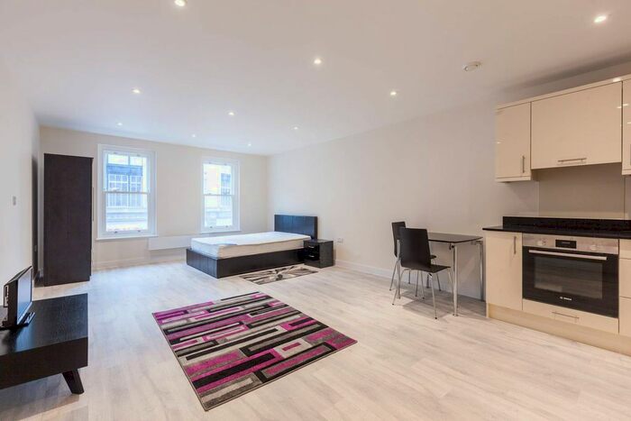 Studio To Rent In Brixton, Brixton, London, SW9