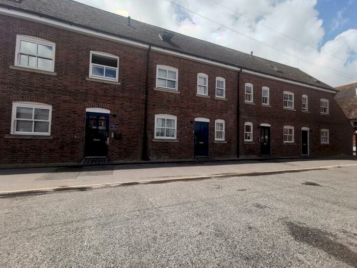 1 Bedroom Apartment To Rent In Prosperous Street, Poole, BH15