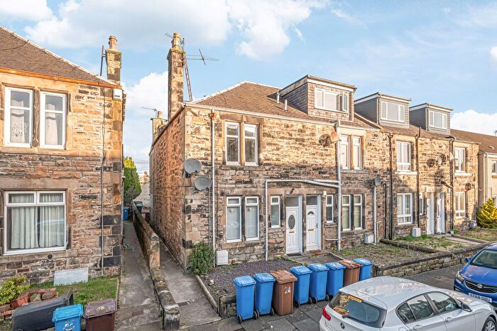1 Bedroom Flat For Sale In Patterson Street, Kirkcaldy, KY2