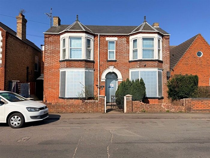 5 Bedroom Detached House For Sale In St. Peters Road, March, PE15