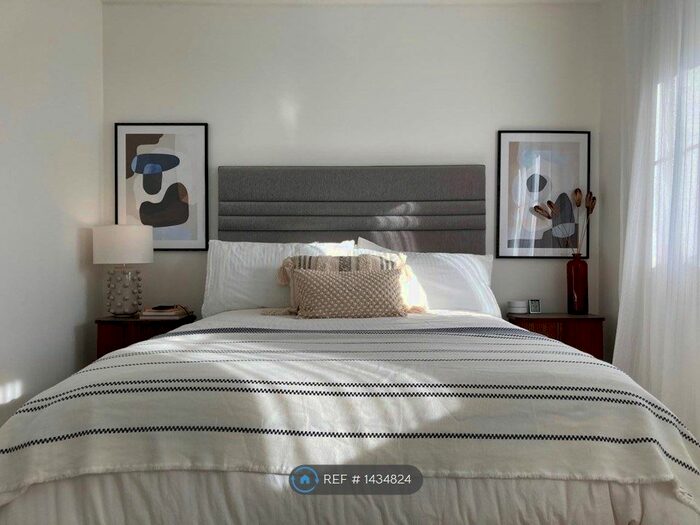 3 Bedroom Semi-Detached House To Rent In Scholars Rise, Middlesbrough, TS4