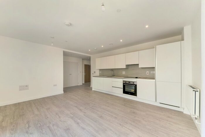1 Bedroom Flat To Rent In Shearwater Drive, London, NW9