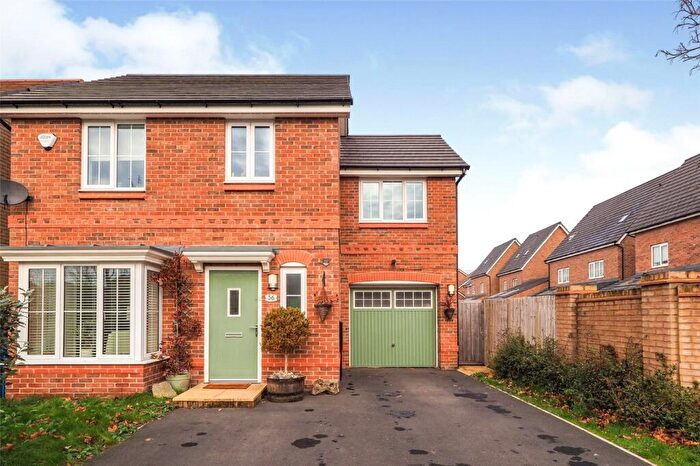4 Bedroom Detached House For Sale In Thorne Crescent, Manchester, Lancashire, M28