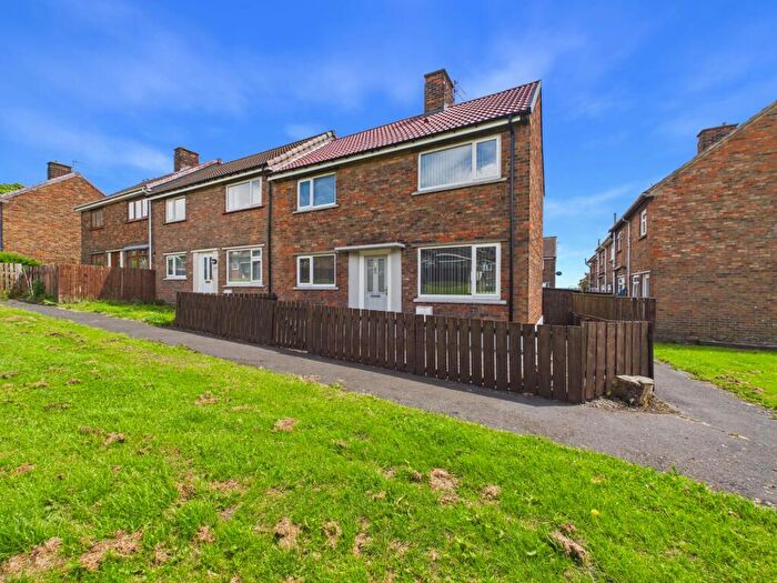 3 Bedroom End Of Terrace House To Rent In Lime Park, Brandon, Durham, Durham, DH7