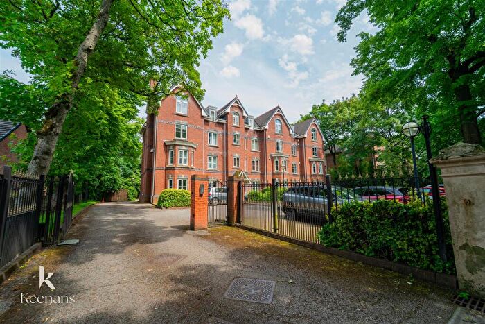 2 Bedroom Flat To Rent In Ellesmere Road, Eccles, Manchester, M30