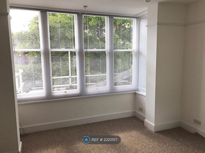 Studio To Rent In Spencer Road, Eastbourne, BN21