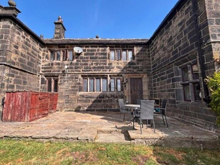 3 Bedroom Terraced House For Sale In Ashes Lane, Todmorden, OL14