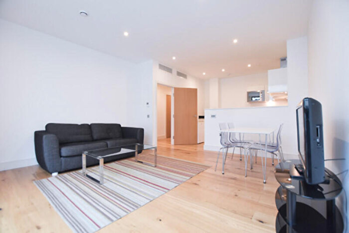 2 Bedroom Flat For Sale In Melrose Apartments, Swiss Cottage, London, NW3