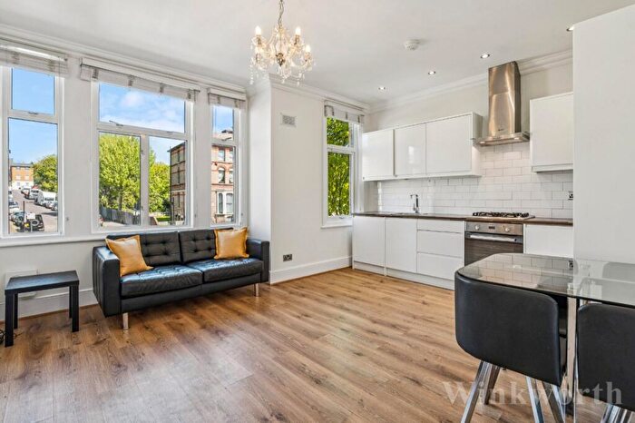 2 Bedroom Apartment To Rent In Stanstead Road, London, SE23