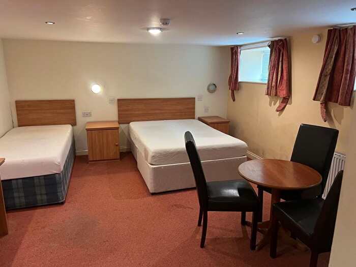Property To Rent In Woodhouse Road, Mansfield, NG18