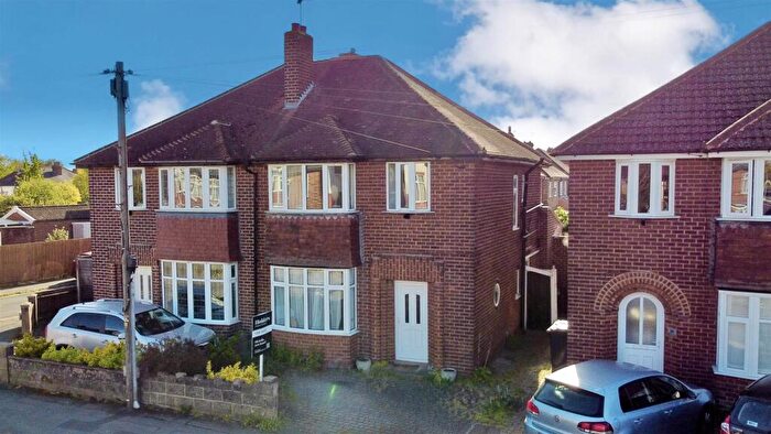 3 Bedroom House For Sale In Beacon Road, Loughborough, LE11