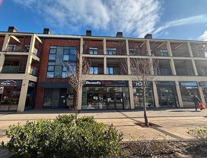 2 Bedroom Flat For Sale In Parkes Court, Lawley, TF3