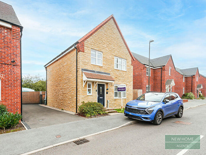 4 Bedroom Detached House For Sale In Buckthorn Close Bolsover, Chesterfield, S44