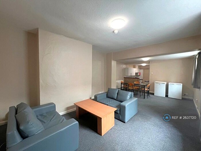 4 Bedroom End Of Terrace House To Rent In Stokes Croft, Bristol, BS1