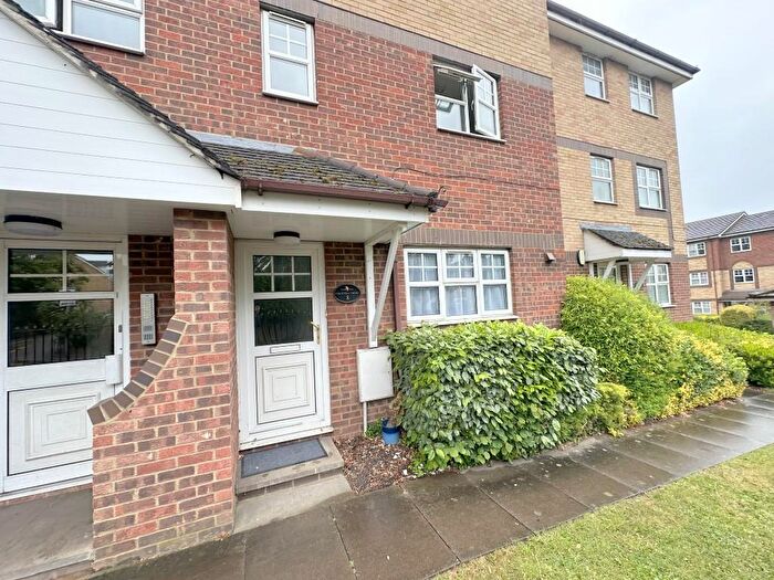 1 Bedroom Maisonette To Rent In Countess Court, Earles Mead, Luton, LU2