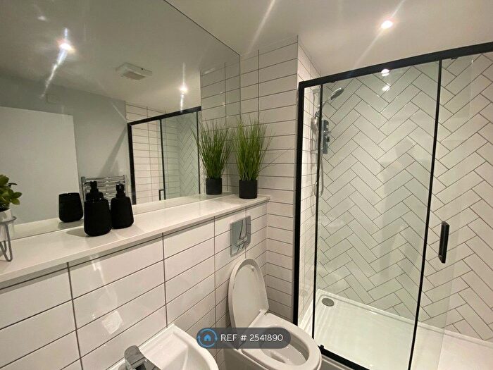 1 Bedroom Flat To Rent In Kempston Street, Liverpool, L3