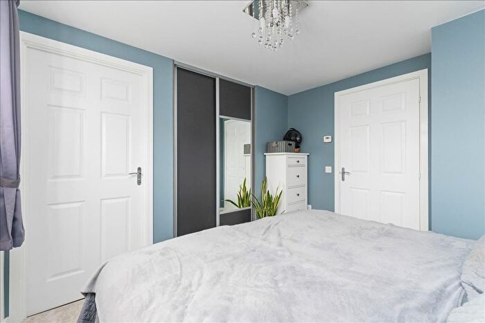 3 Bedroom End Of Terrace House For Sale In Aspen Drive, Gorebridge, EH23