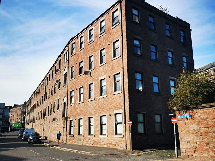 2 Bedroom Flat To Rent In Pleasance Court, City Centre, Dundee, DD1