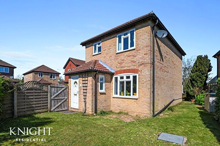 3 Bedroom Detached House For Sale In Dale Close, Stanway, Colchester, CO3