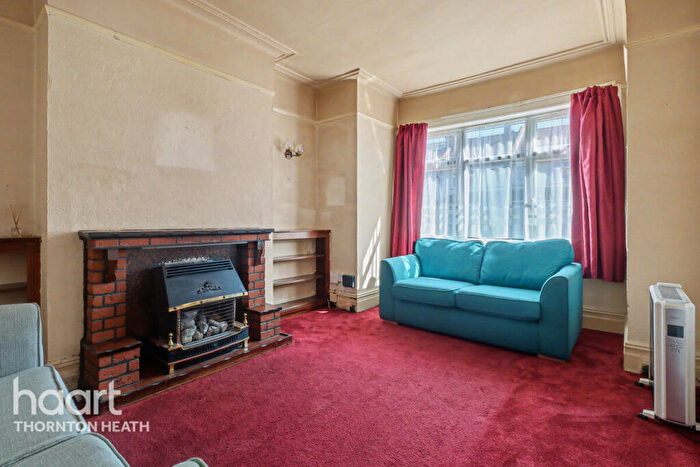 3 Bedroom Terraced House For Sale In Linden Avenue, Thornton Heath, CR7