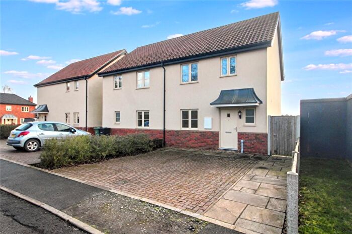 2 Bedroom Semi-Detached House For Sale In The Mallows Walk, Brooke, Norwich, Norfolk, NR15