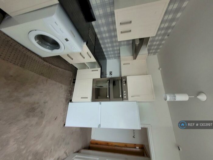 1 Bedroom Flat To Rent In Regent Street, Haslingden Rossendale, BB4