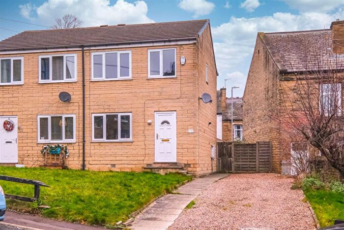 3 Bedroom Semi Detached House For Sale In The Crescent, Brighouse, HD6