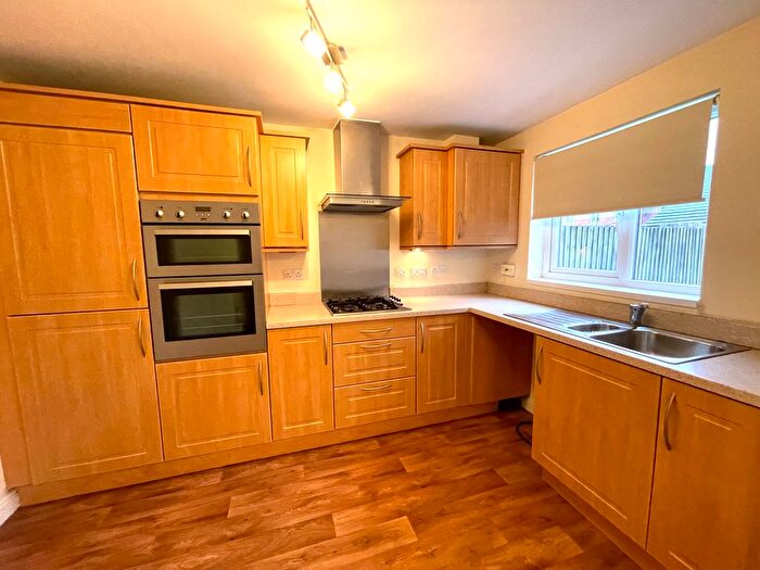 3 Bedroom Town House To Rent In Alicia Crescent, Newport, NP20