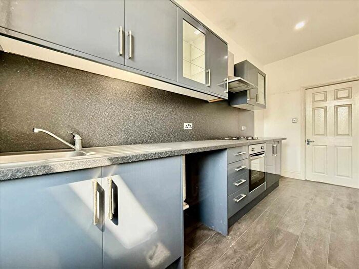 2 Bedroom Apartment To Rent In Northumberland Terrace, Plymouth, PL1