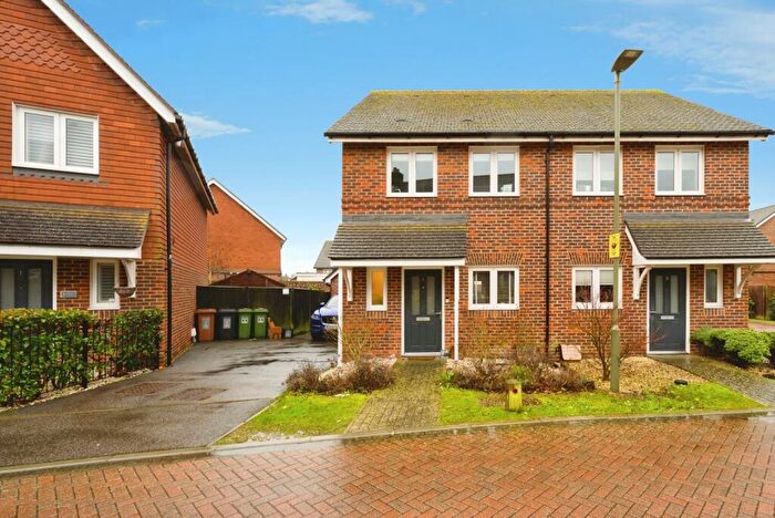 2 Bedroom Semi Detached House For Sale In White Close, Horley, Surrey, RH6